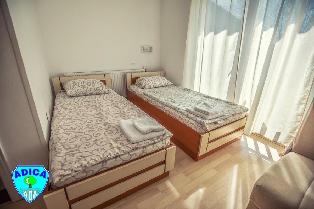 Adica Prenociste Sport Wellness Centar - Bazeni Hostel Ada Екстериор снимка